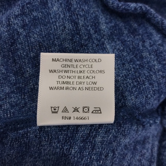 Max N Chester Blue Ruffle Hem Peplum Style Top, Size 6 - Picture 7 of 7